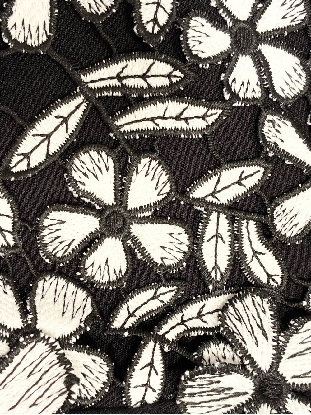 French Connection Black Mini Skirt with Daisy Floral Lace Overlay Size 6 - Picture 7 of 8